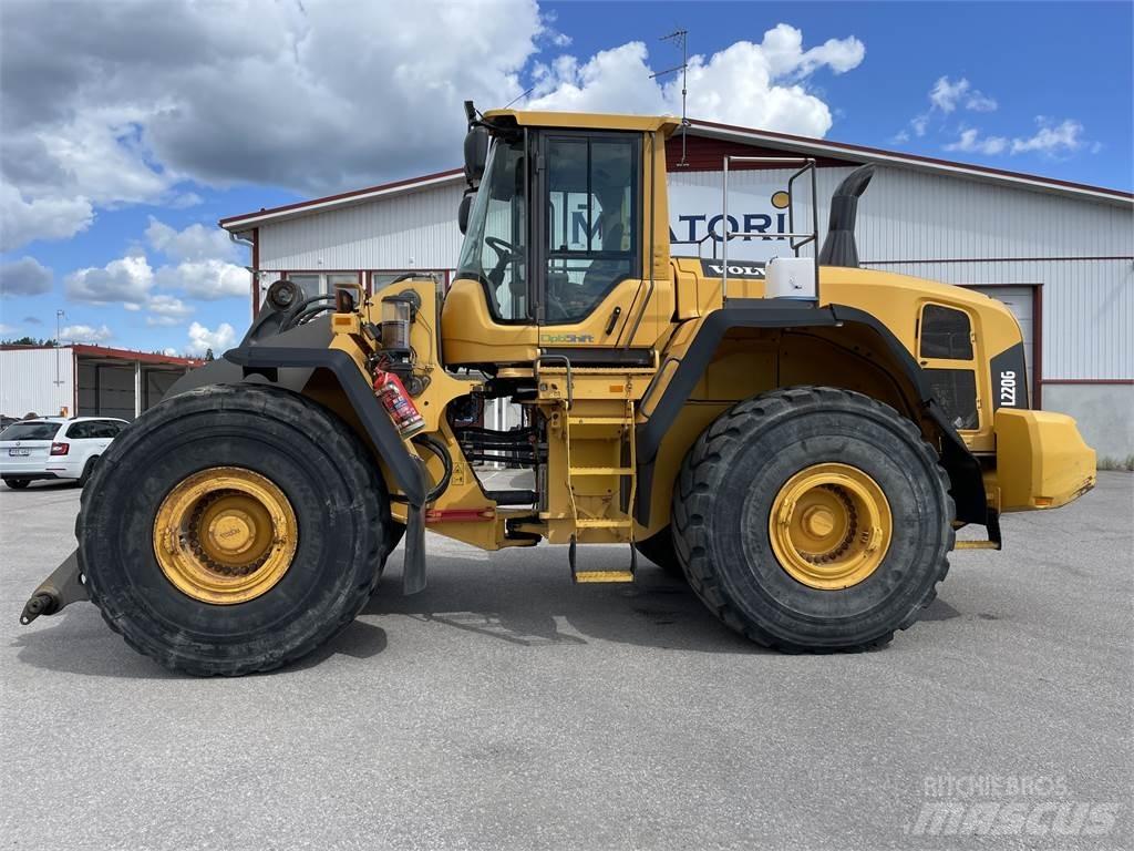 Volvo L220G  휠로우더