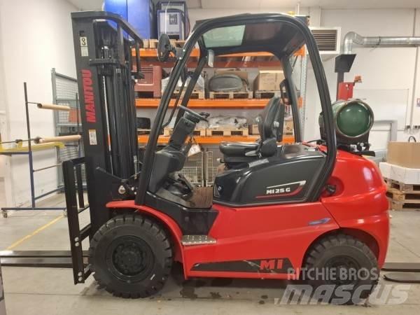 Manitou MI25G 험지용 트럭