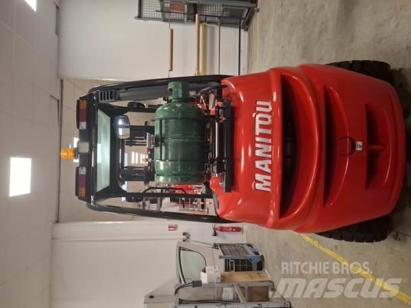 Manitou MI25G 험지용 트럭