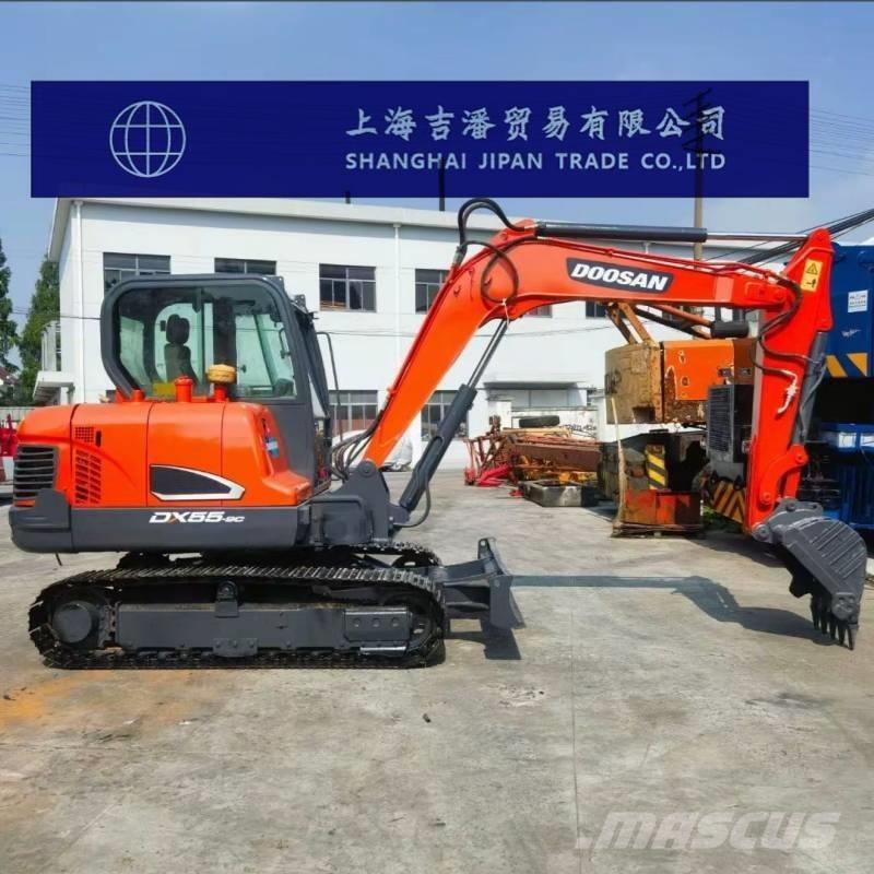 Doosan DX 55 소형 굴삭기 7톤 미만