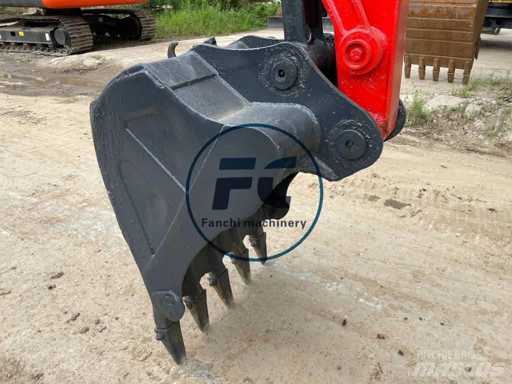 Kubota KX 165 소형 굴삭기 7톤 미만