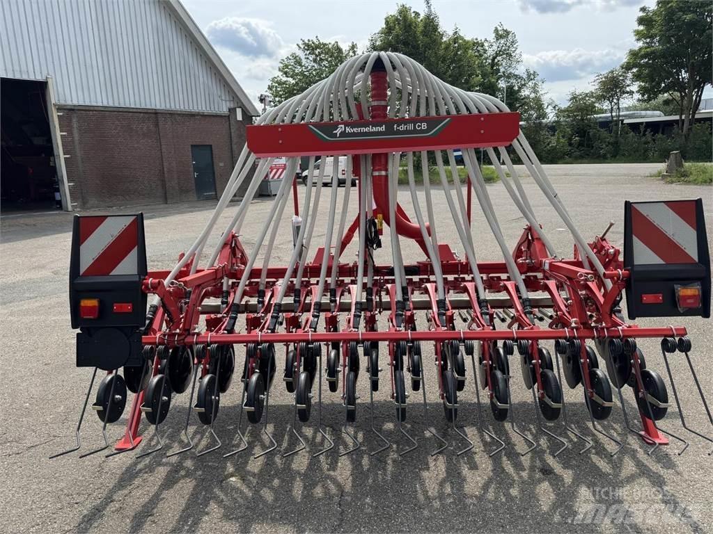 Kverneland CB 3000 드릴