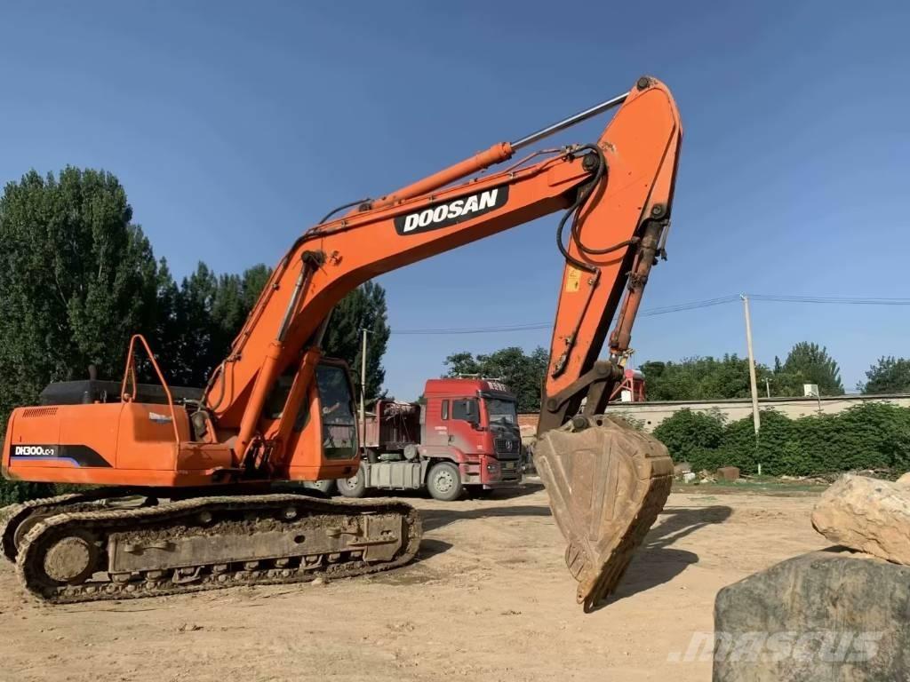 Doosan DH300 대형 굴삭기 29톤 이상