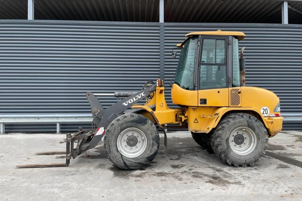 Volvo L 30 ZX  휠로우더
