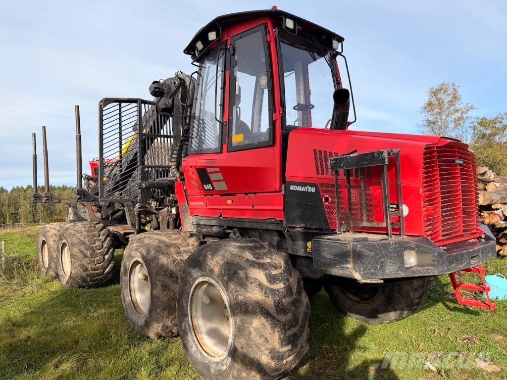 Komatsu 845 원목 포워더