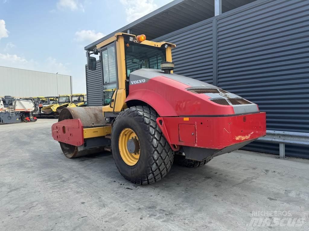 Volvo SD135B 싱글 드럼 롤러