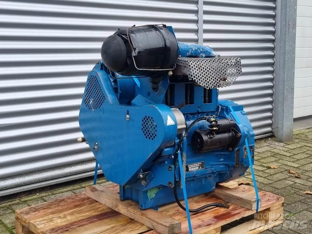 Deutz F3L912 엔진
