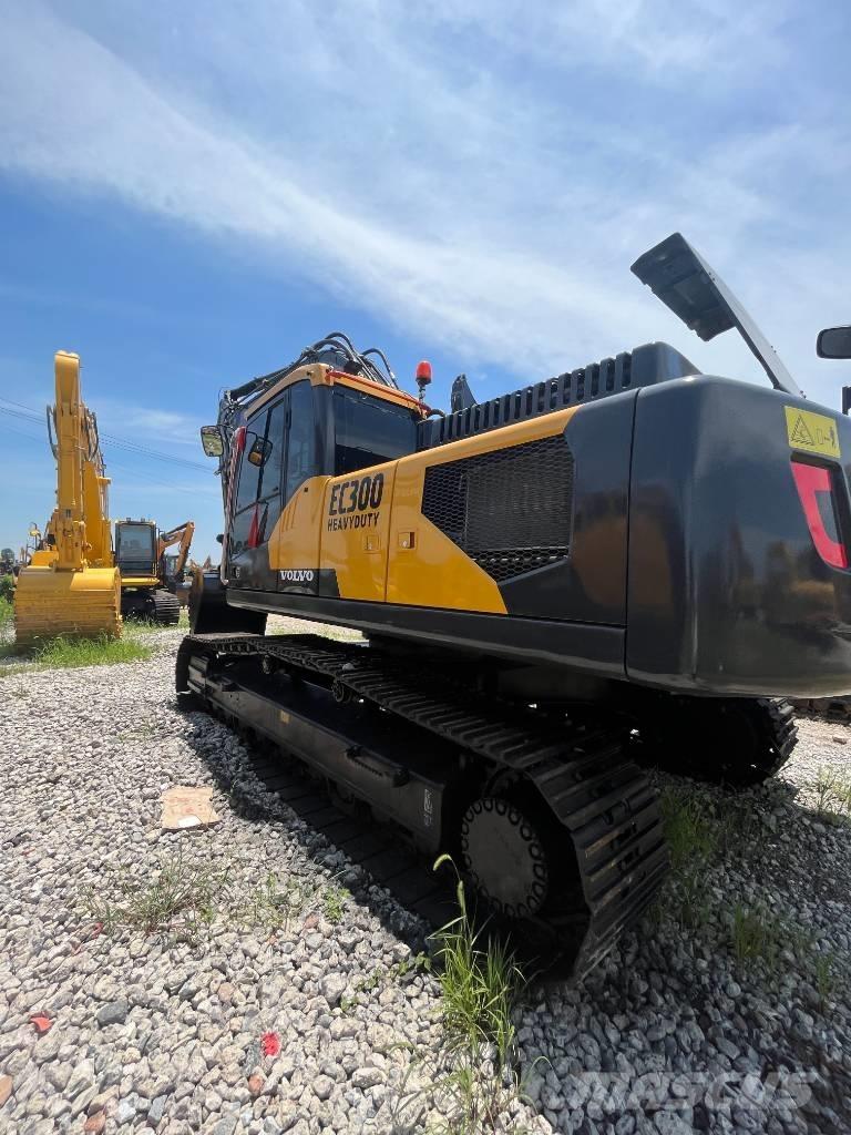 Volvo EC 300 대형 굴삭기 29톤 이상