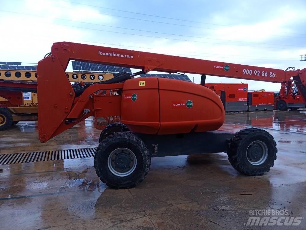 JLG 600 AJ 관절형 전동이동 리프트