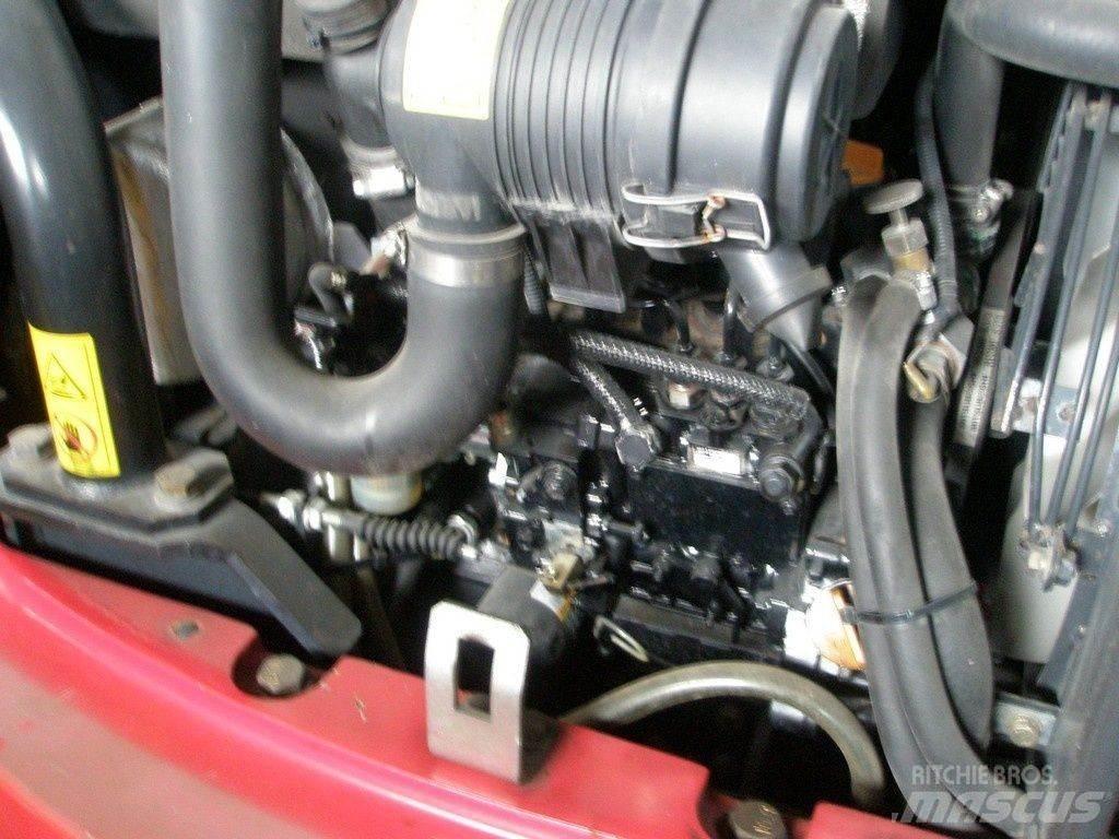 Takeuchi TB23R 소형 굴삭기 7톤 미만