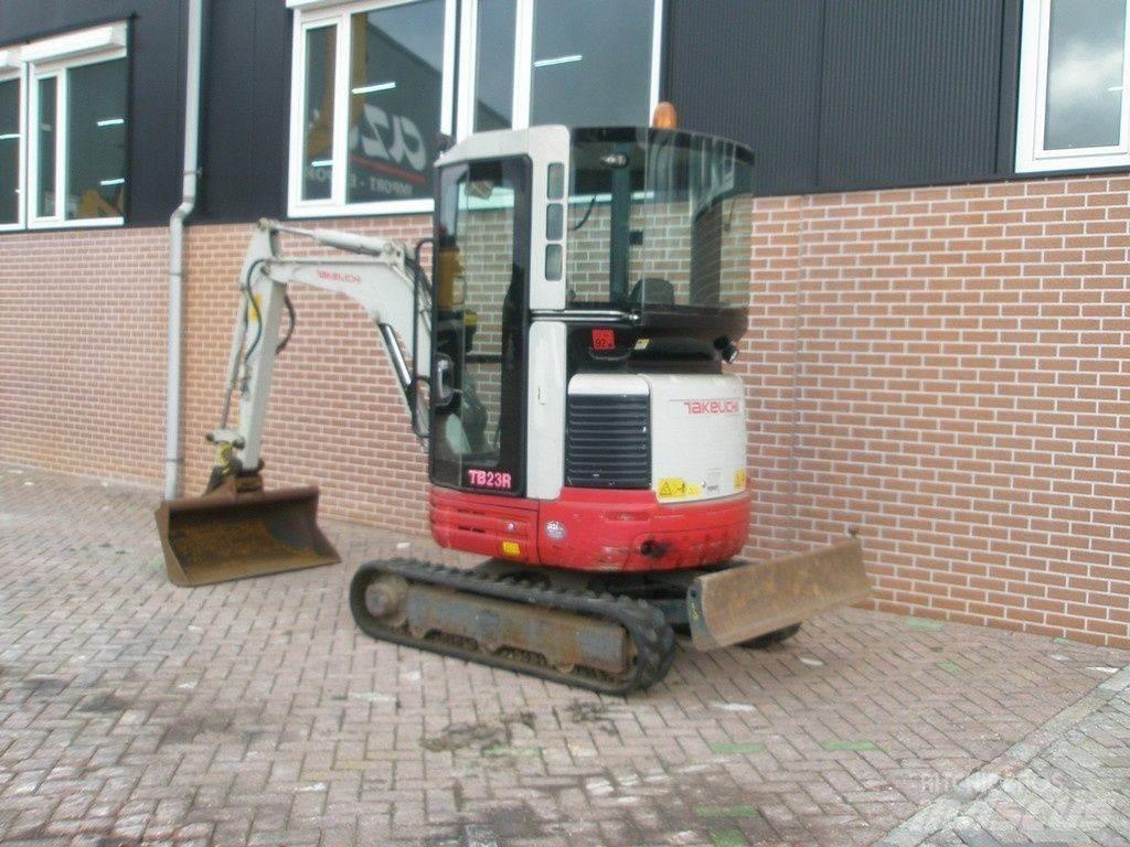 Takeuchi TB23R 소형 굴삭기 7톤 미만
