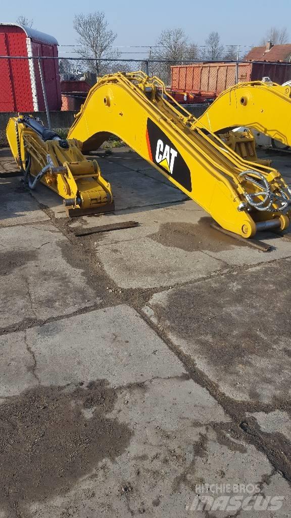 CAT 320D Arm 백호