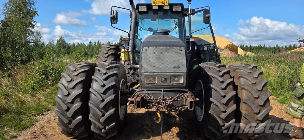 Valmet 8750 트랙터