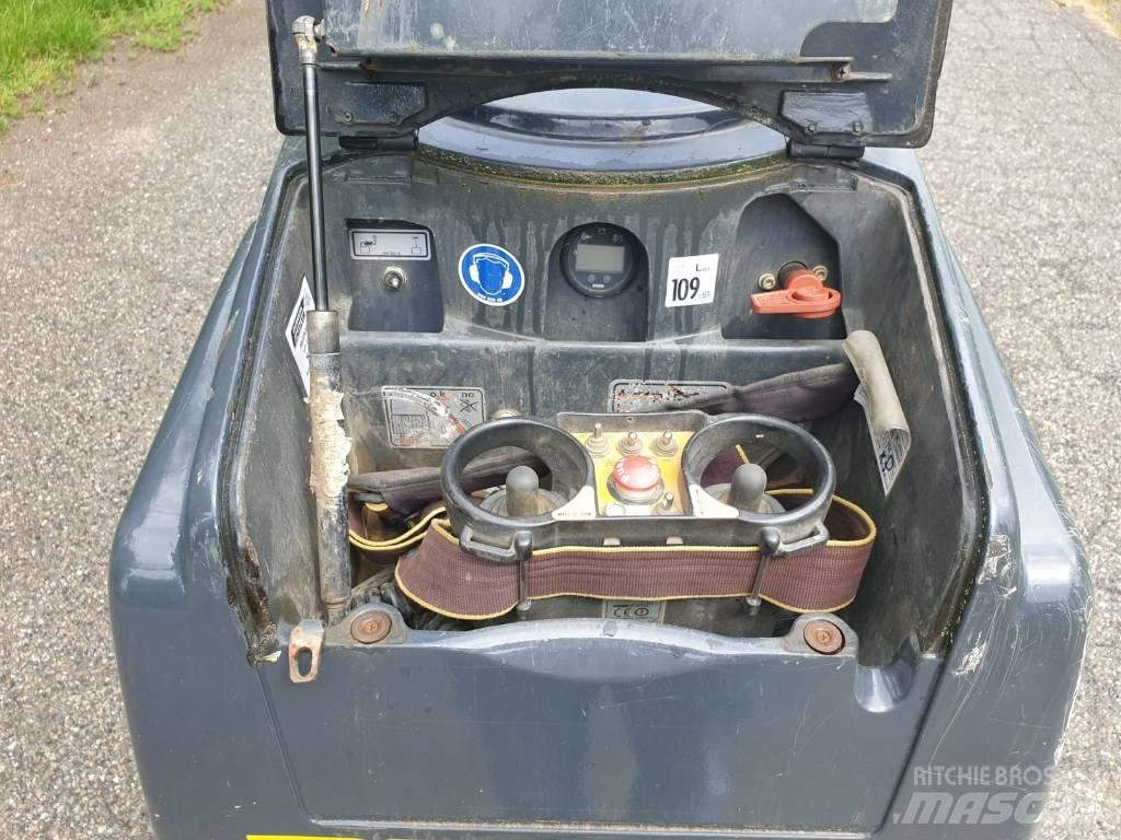 Bomag BMP 8500 진동롤러