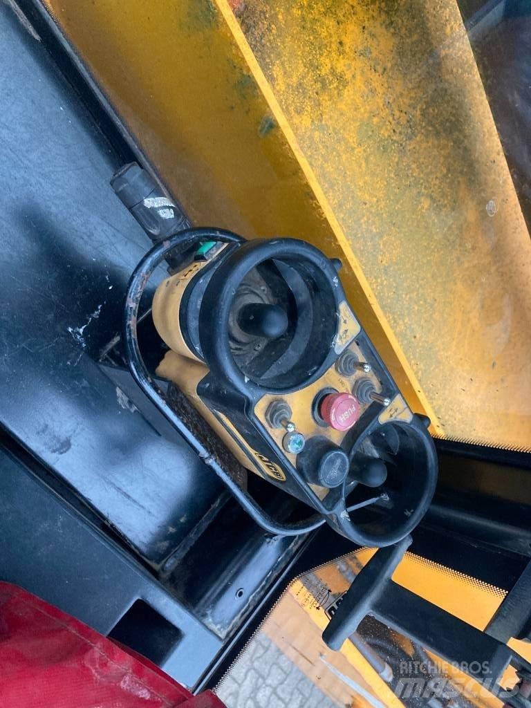 JCB 540-140 텔러 핸들러