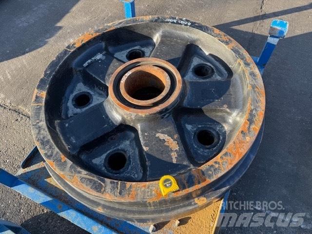 CAT 6020 NEW IDLER 트랙, 체인 및 언더캐리지