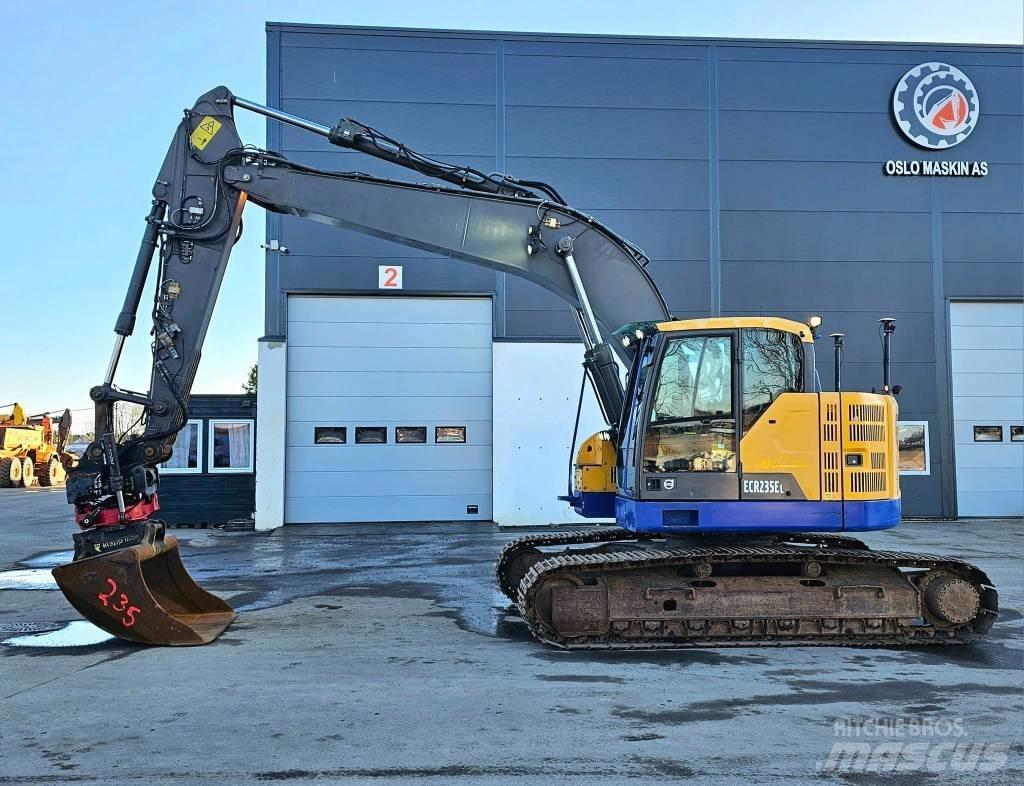 Volvo ECR 235 EL 대형 굴삭기 29톤 이상