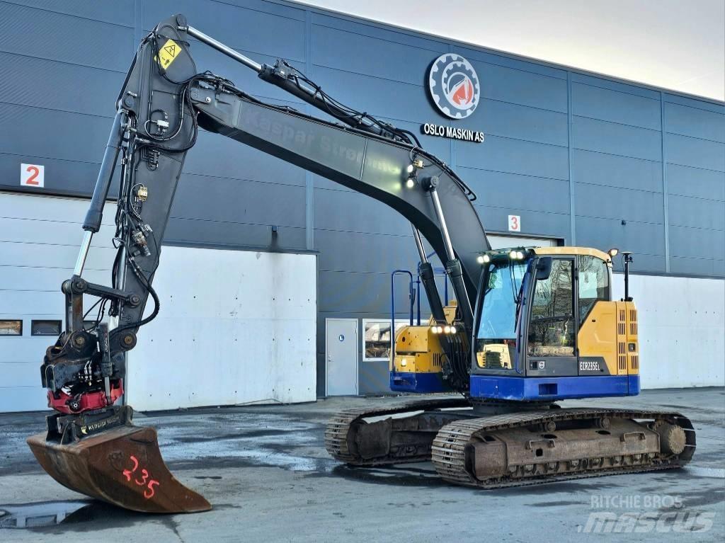 Volvo ECR 235 EL 대형 굴삭기 29톤 이상