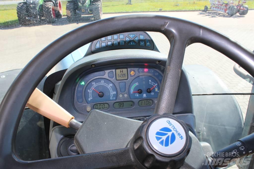New Holland T 7060 트랙터