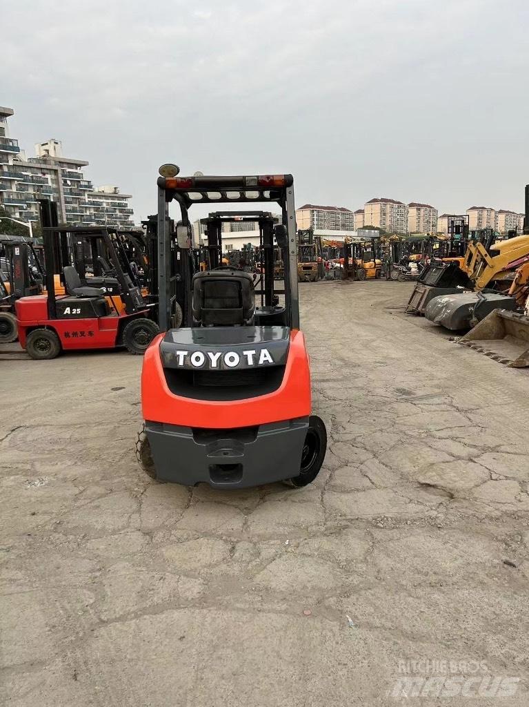 Toyota Toyota8F FD30 디젤 지게차