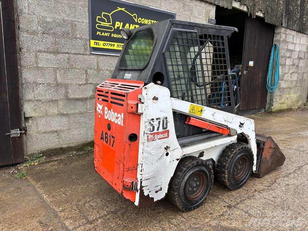 Bobcat S 70  스키드로더