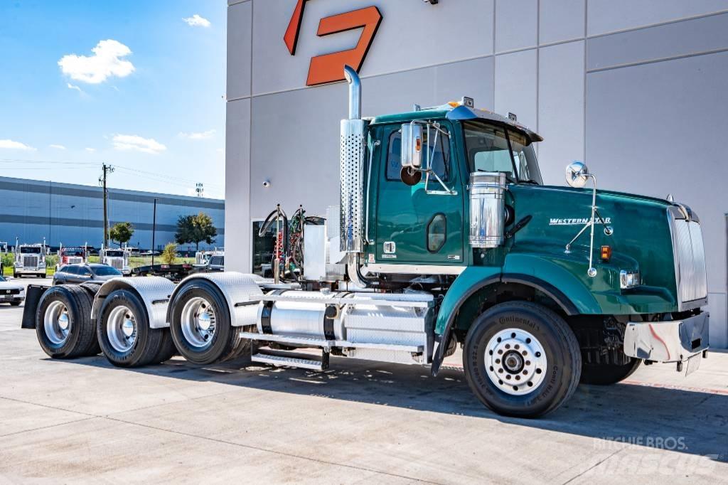 Western Star 4900 SB 트랙터 유닛