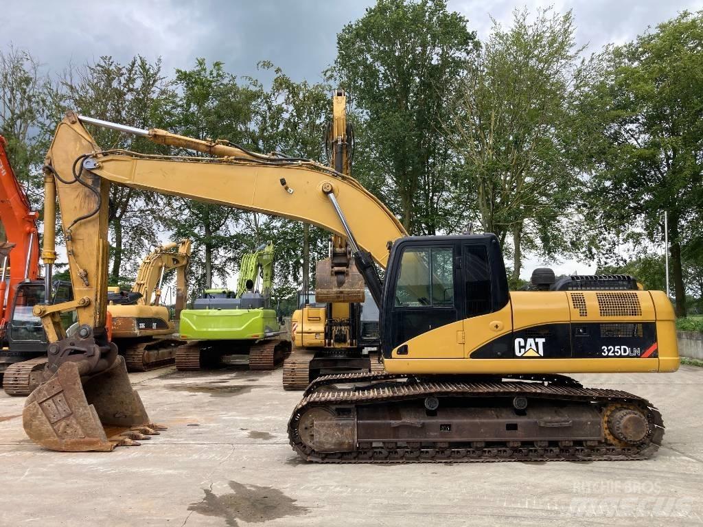 CAT 325 D 대형 굴삭기 29톤 이상