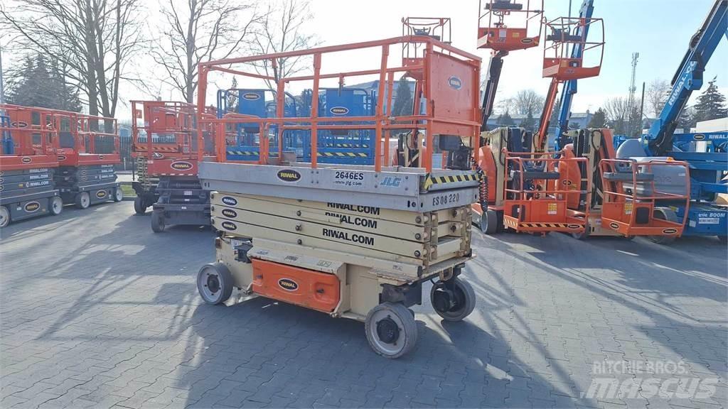 JLG 2646ES 가위형 리프트