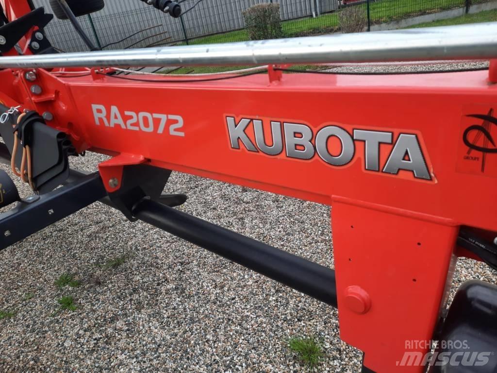 Kubota RA2072 갈퀴 및 테더