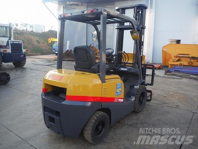 TCM FD25T3 디젤 지게차