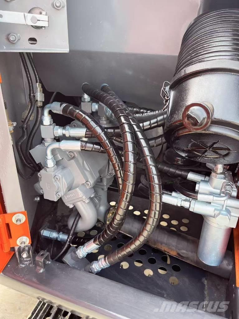 Hitachi ZX70 대형 굴삭기 29톤 이상