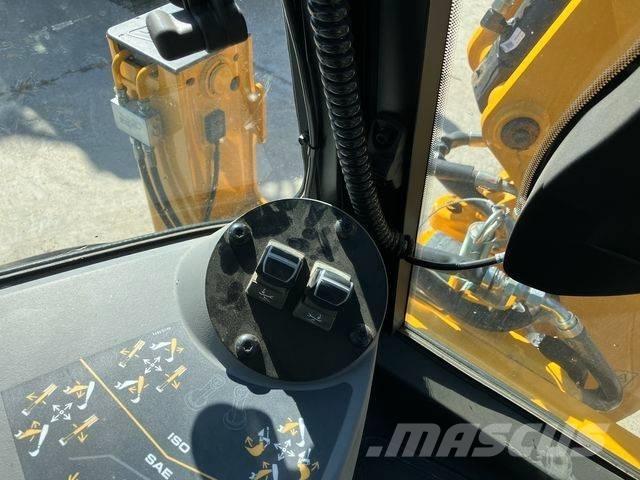 JCB 3CX Plus AEC 백호로더