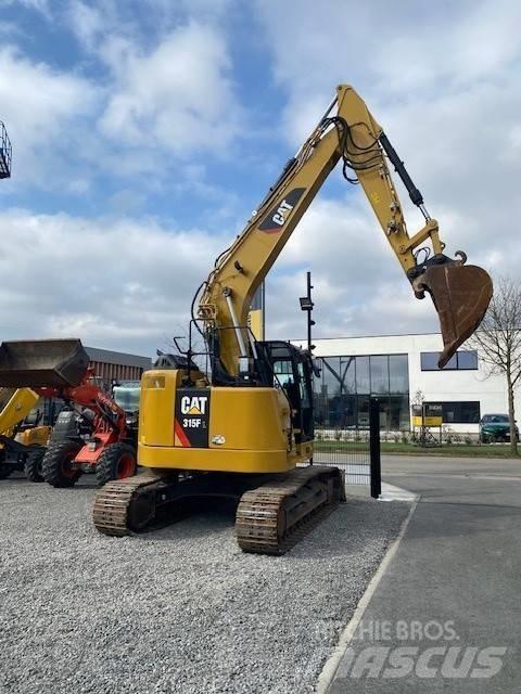 Hitachi 135US-6 대형 굴삭기 29톤 이상