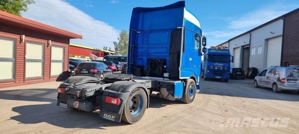 DAF XF 450 트랙터 유닛