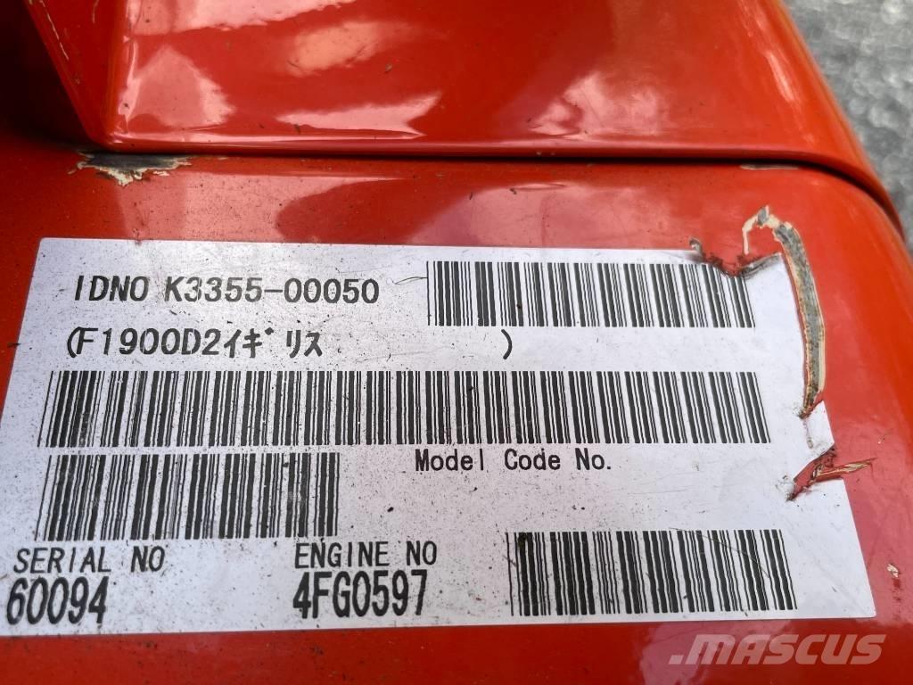 Kubota F 1900 탑승형 잔디깎기