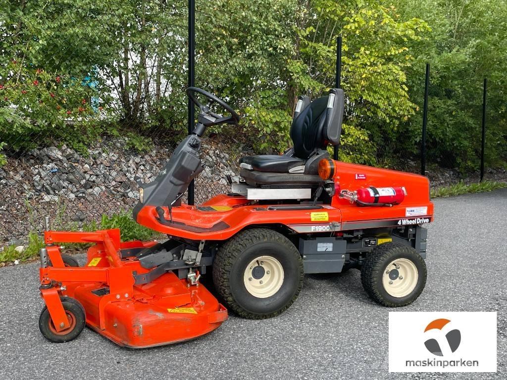 Kubota F 1900 탑승형 잔디깎기