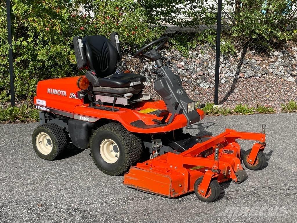 Kubota F 1900 탑승형 잔디깎기
