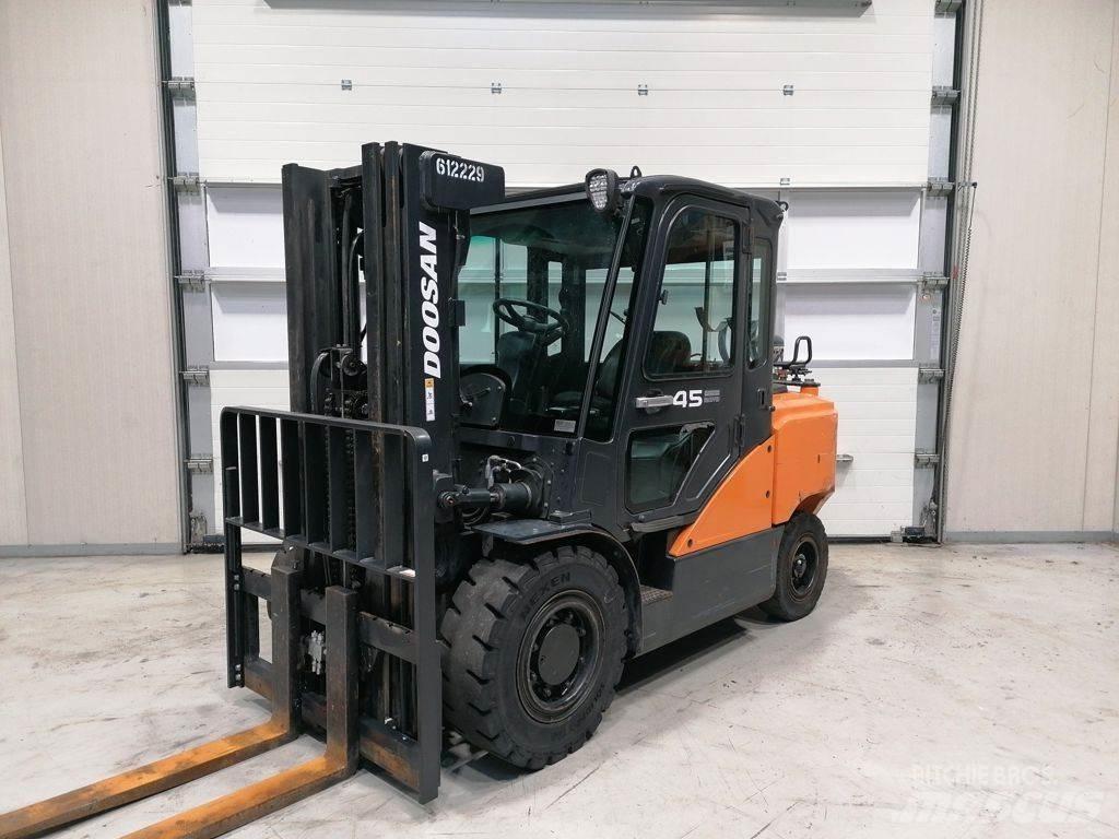 Doosan G45SC-7 LPG 지게차