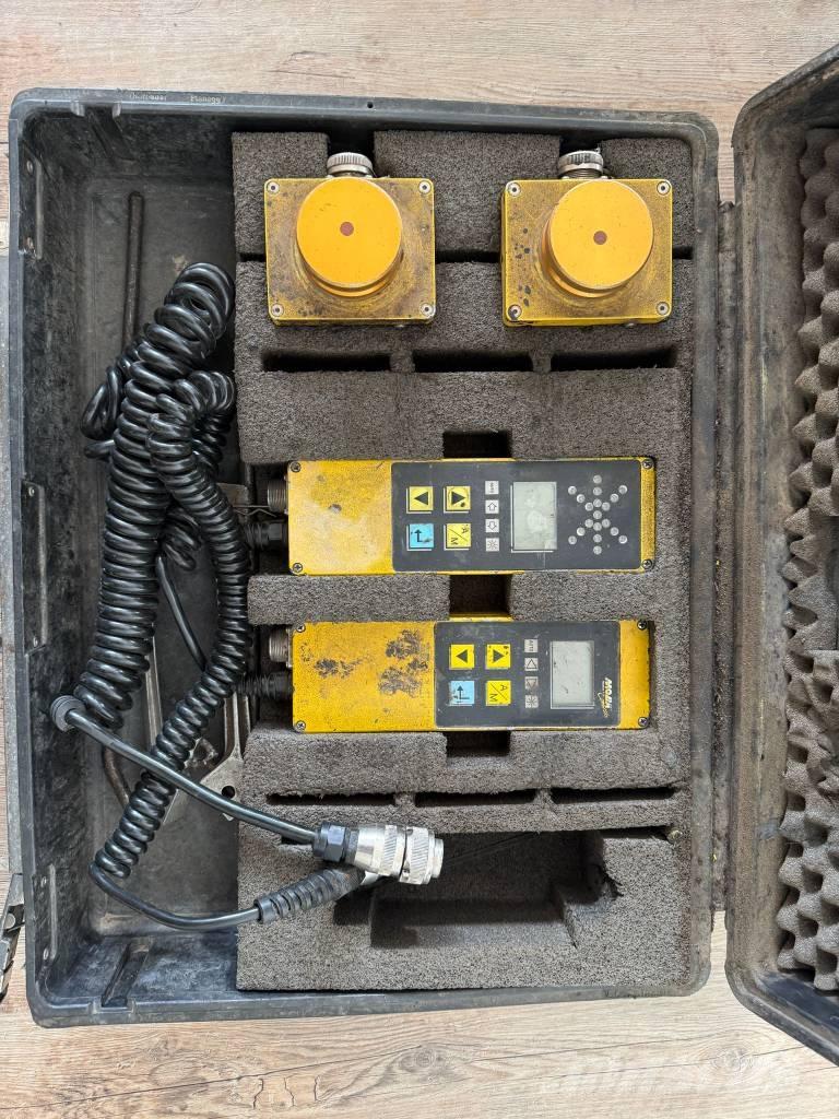 Dynapac f 141 c 아스팔트 포장장비