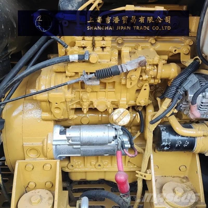 CAT 306 소형 굴삭기 7톤 미만