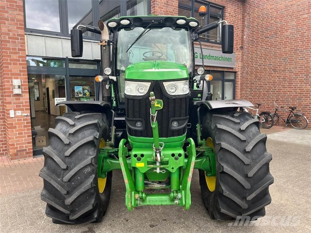 John Deere 6210R 트랙터