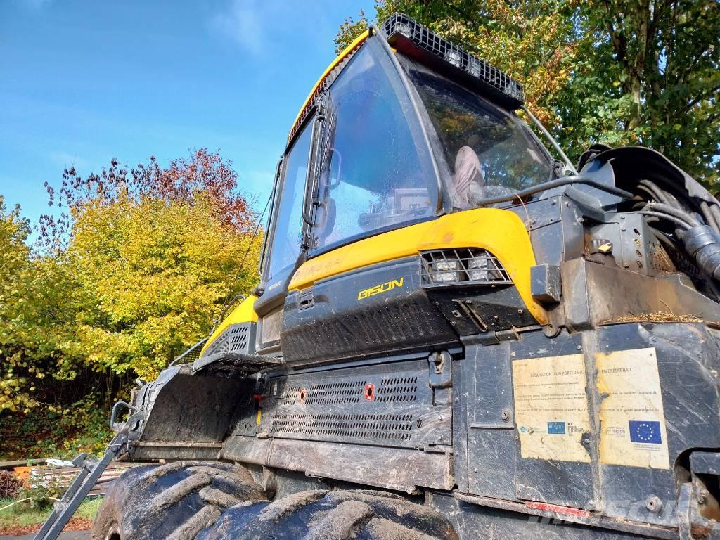 Ponsse Bison 원목 포워더