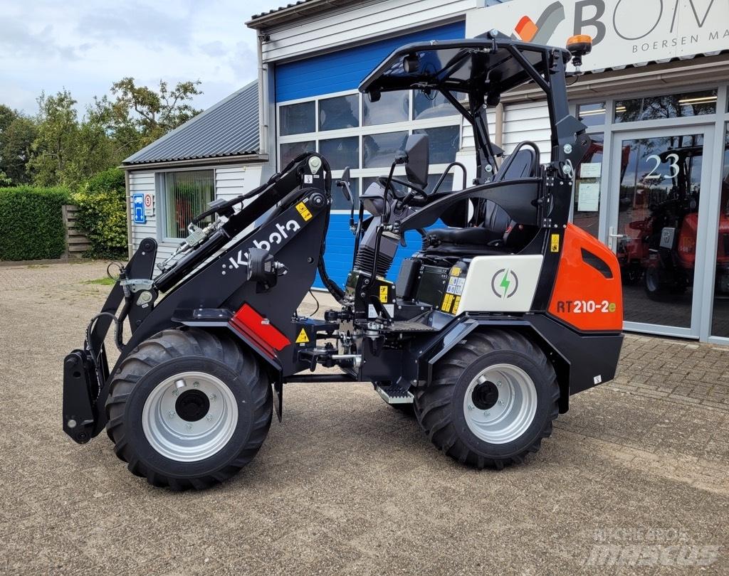 Kubota RT210-2E  휠로우더