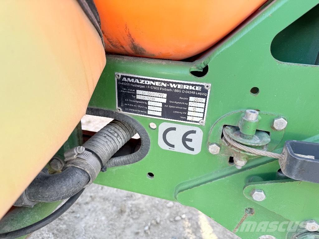 Amazone UX 5200 36m 견인형 분무기