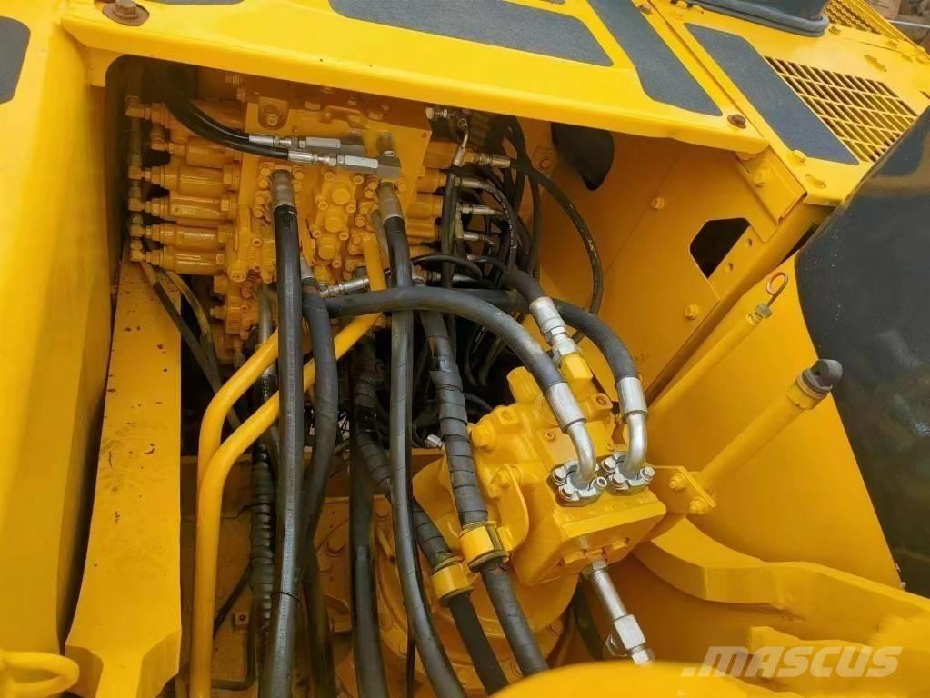 Komatsu pc220-7 대형 굴삭기 29톤 이상