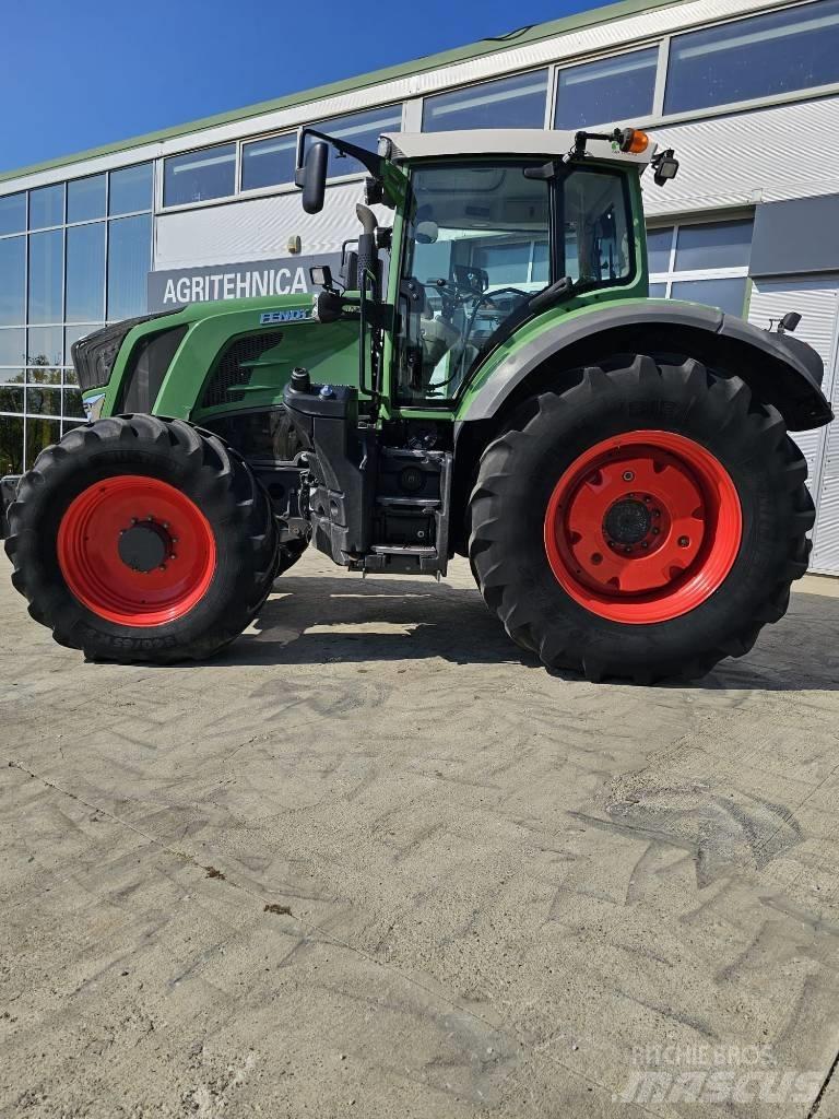 Fendt 828 트랙터