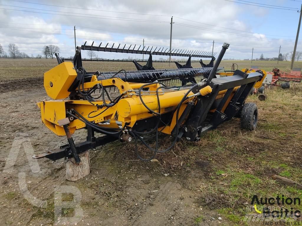 CLAAS P 420 탑승형 잔디깎기