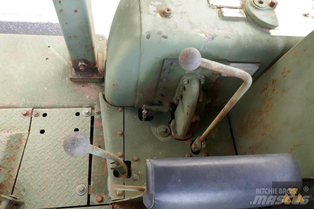 CAT D7F Ex-army 크롤러 도저