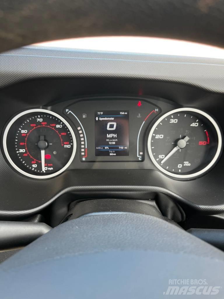 Iveco CTE MP24 견인식 전동이동 리프트
