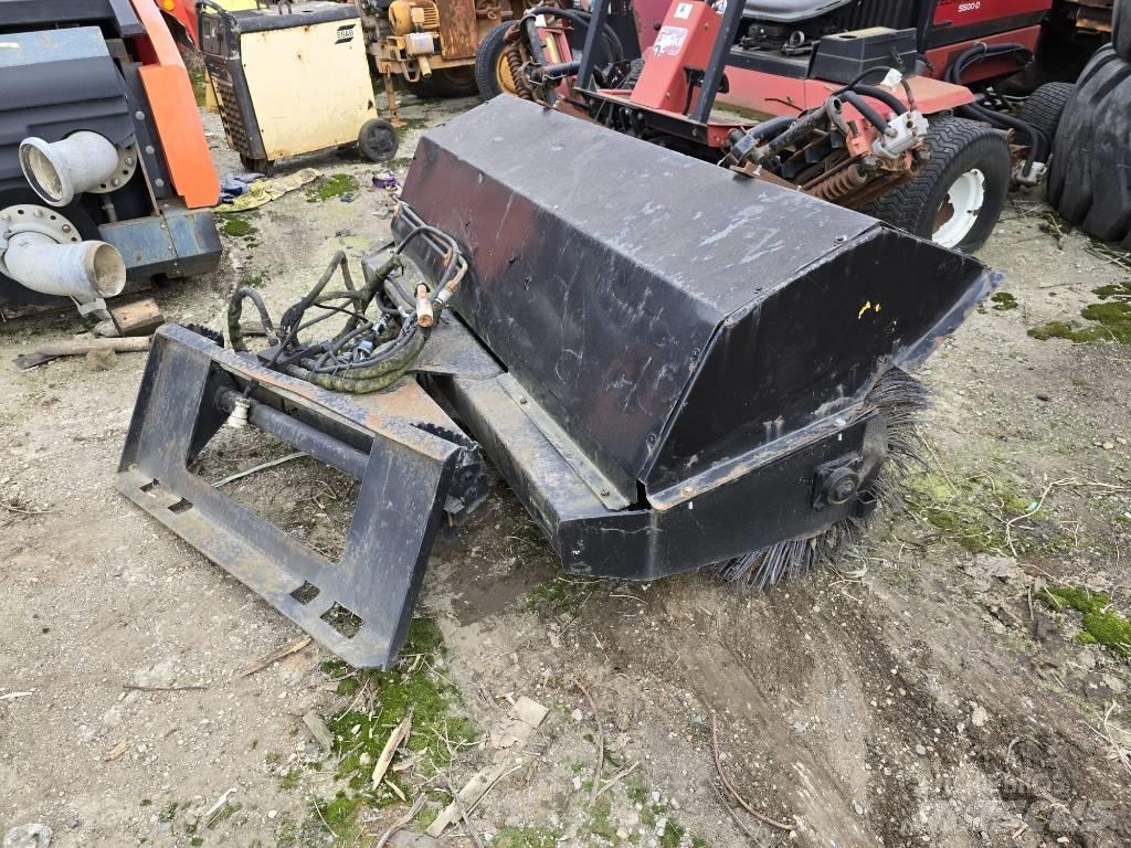 Bobcat Bobcat 도로 청소차